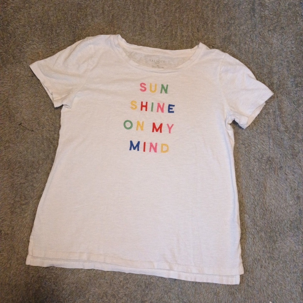 Must Bundle For $3 Deal! Talbots womens Petite Small white sunshine tee